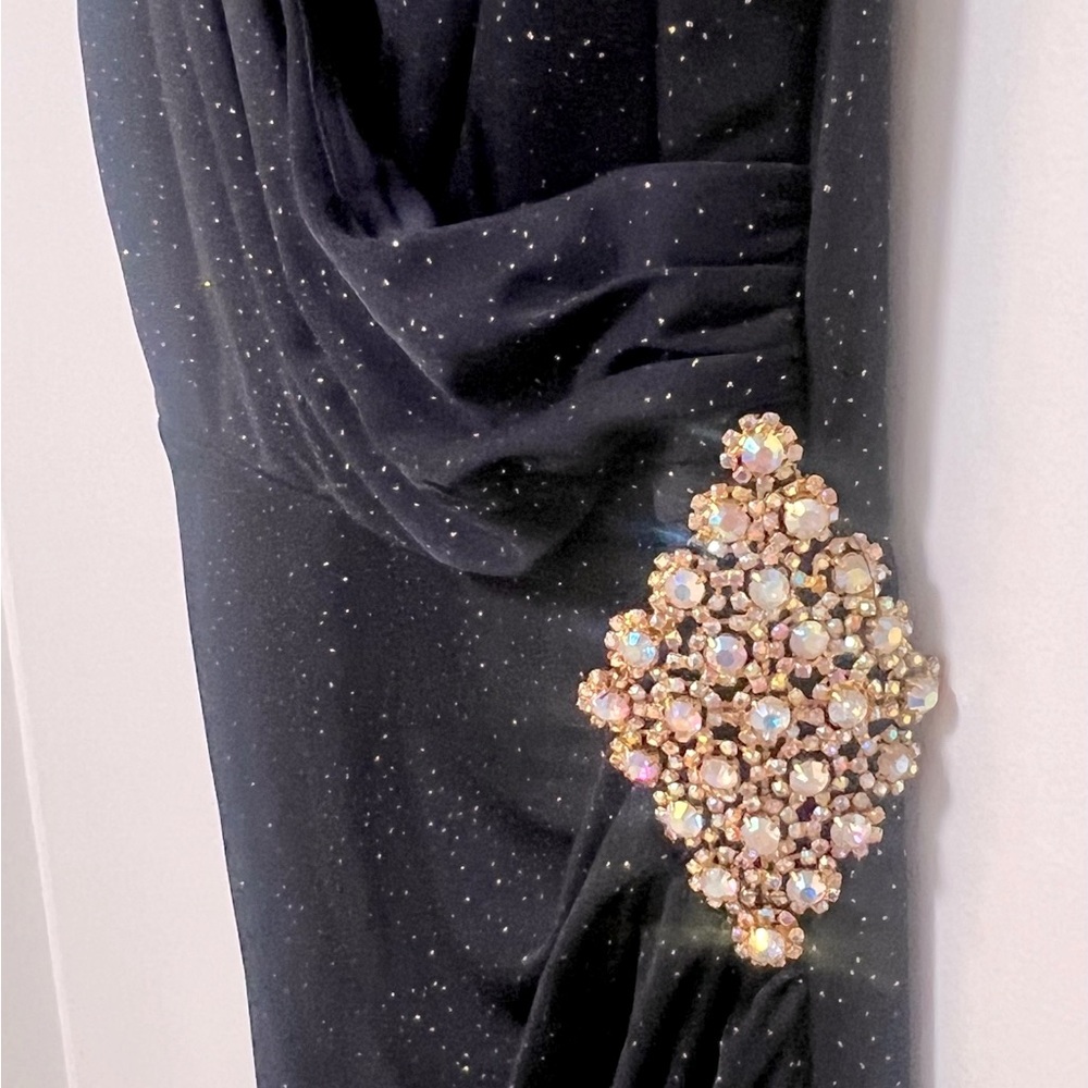 Besty & Adam Dress size 4 Full Length Ink/Navy Blue w/subtle gold accent. - Picture 4 of 11